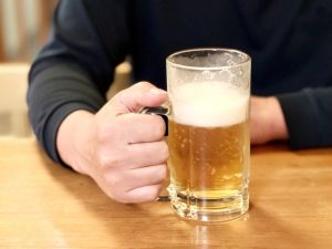 【静岡市の探偵の社員素行調査】このドアホ！　業務中に酒を飲んでいた営業マン