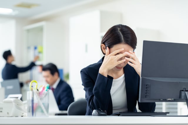 【静岡市の探偵のストーカー調査】もう無理……ストーカー寸前の「キモ上司」を許すな